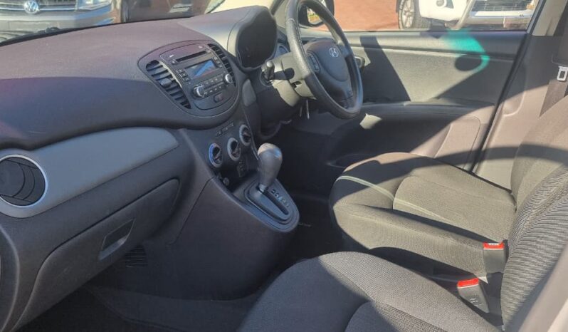 2016 Hyundai i10 1.1 Motion Auto For Sale in Cape Town full